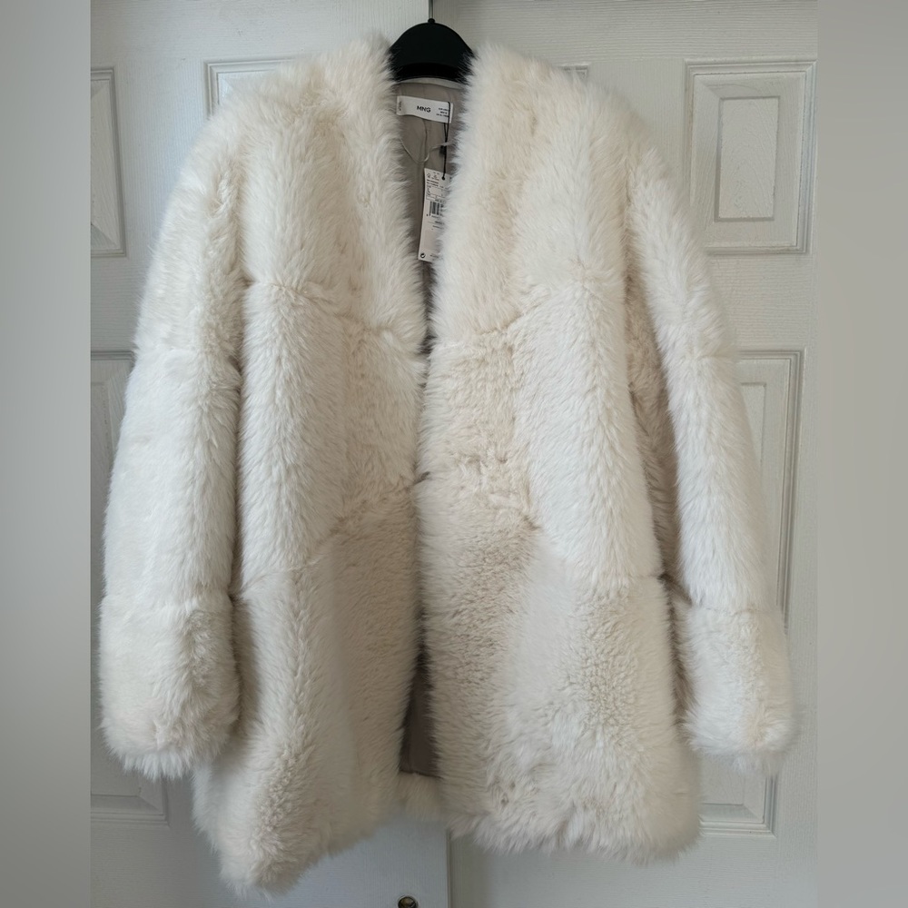 Beautiful Mango Faux Fur Coat Size M Women